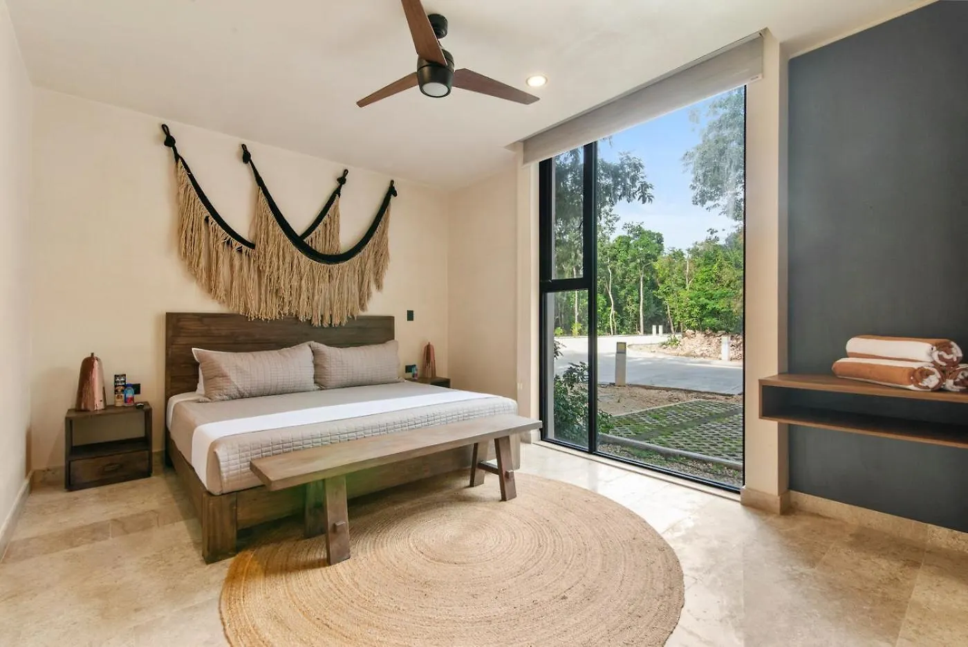 Boho-Chic Retreat Pool Access Near Beach Tulum