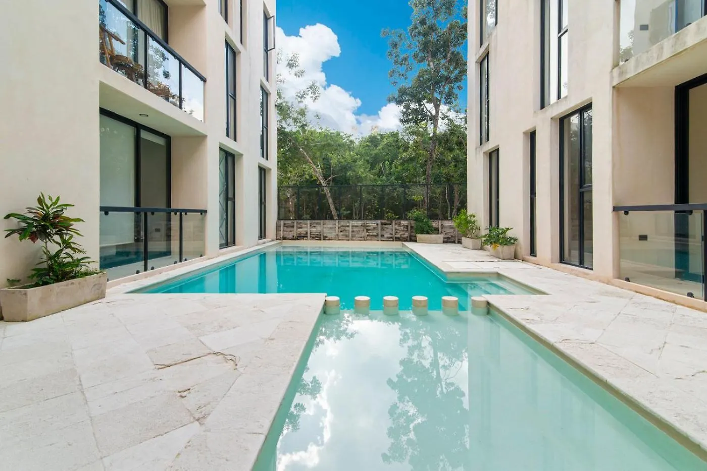 Boho-Chic Retreat Pool Access Near Beach Tulum Apartment